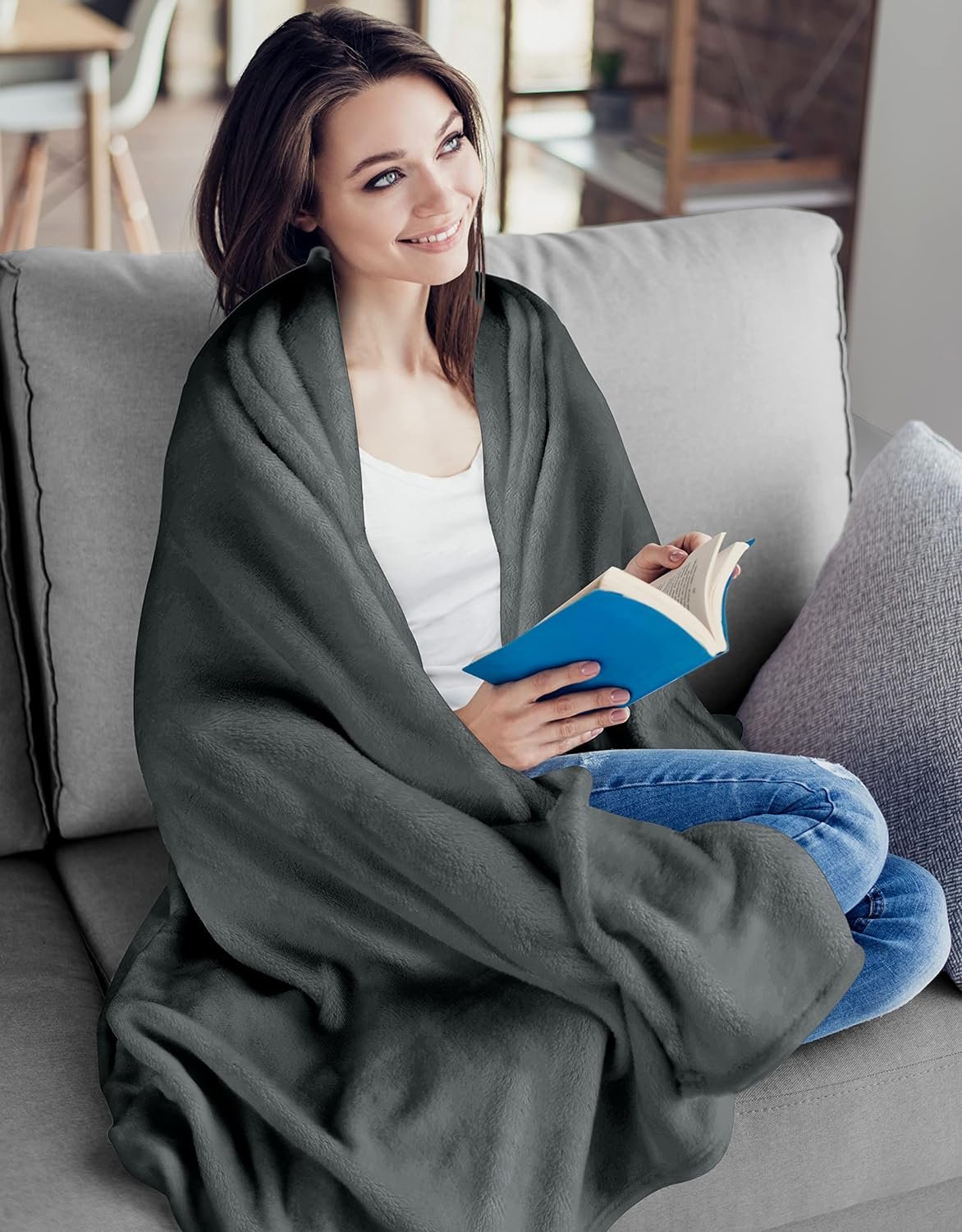 300 GSM Luxury Flannel Fleece Blankets (Throw / Grey)